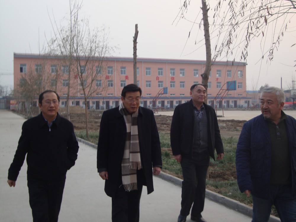 我会领导到石家庄乐达艺术专修学校调研
