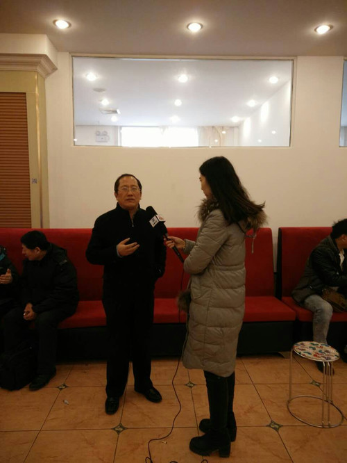 刘良业秘书长出席品真鉴宝活动并接受河北电视台记者采访