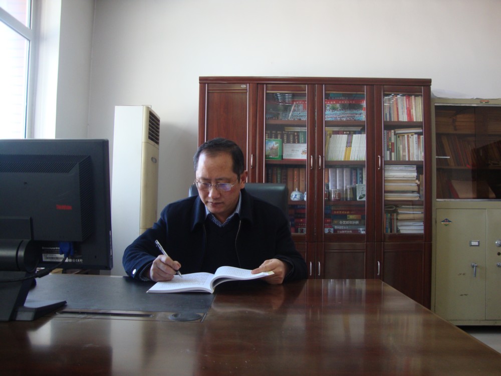 为完善中华优秀传统文化教育而努力奋斗