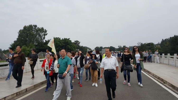 我会副会长单位石家庄时代艺校组织云南文化之旅